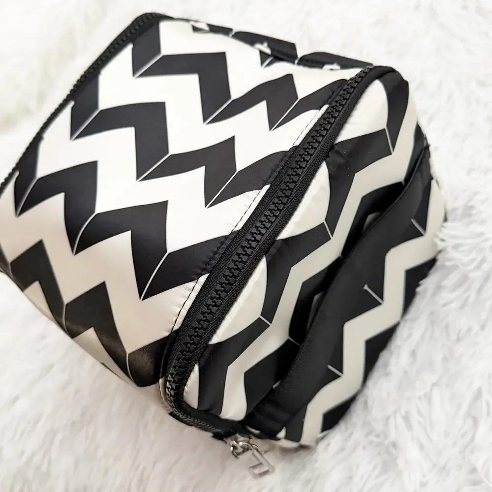 LULULEMON | Sink Shower Travel Kit | Arrow Chevron Cream Black Modular Organizer